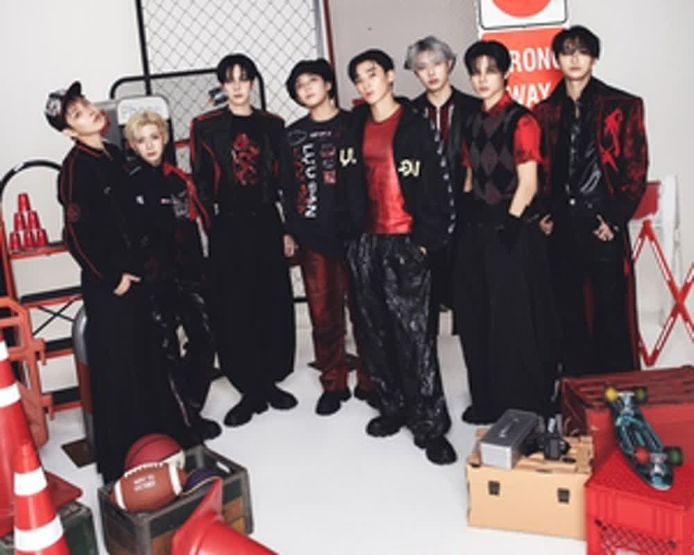 ATEEZ to R...