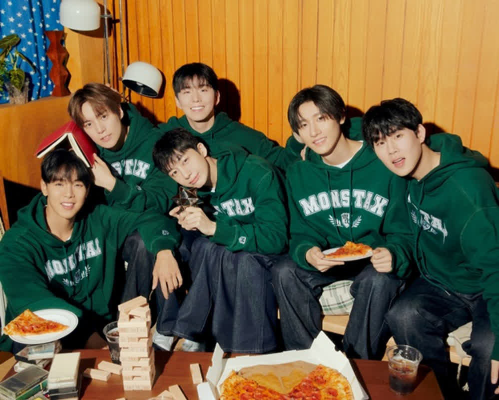 MONSTA X C...